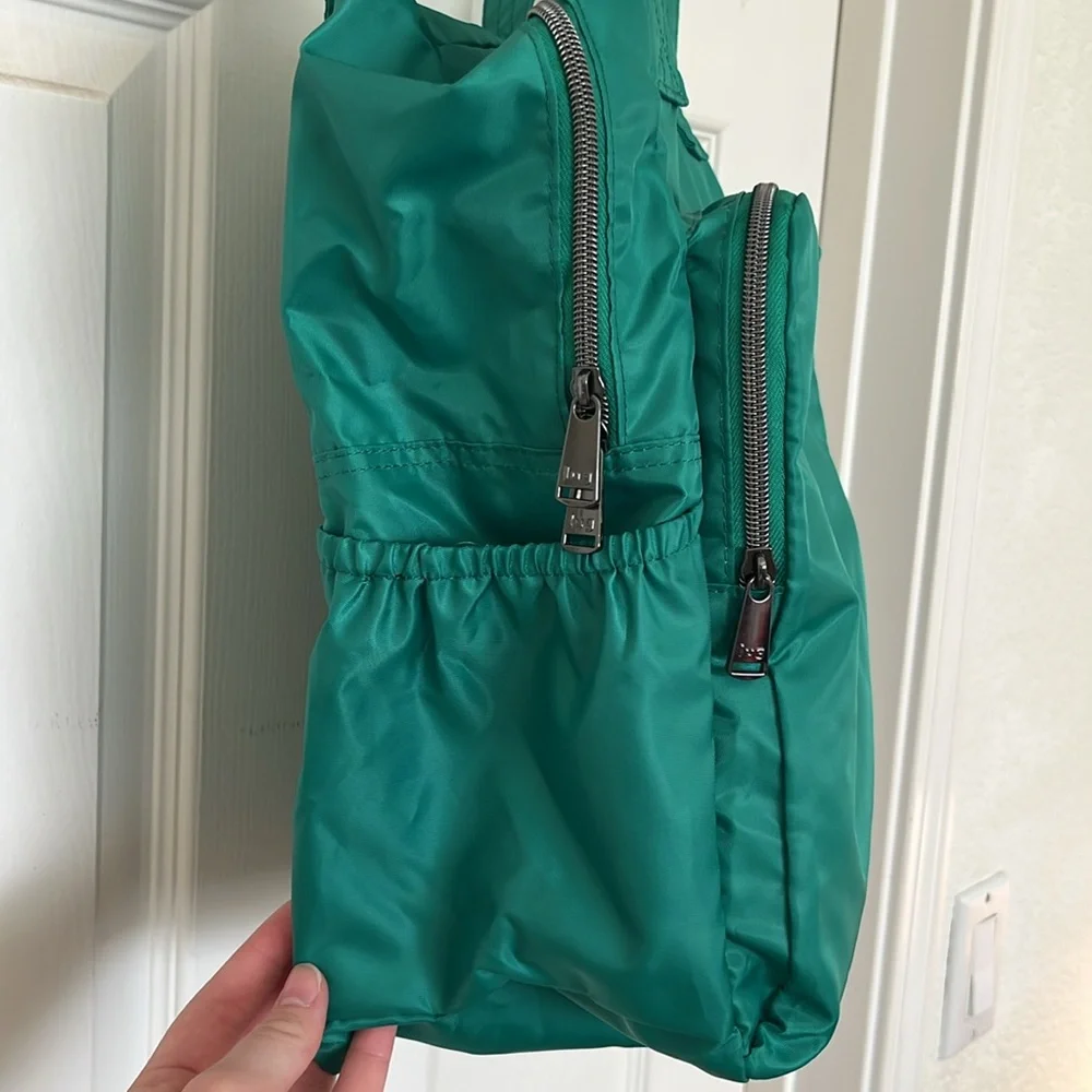 NWOT Lug Ranger XL Packable Tote Bag — Emerald Green - Picture 4 of 9
